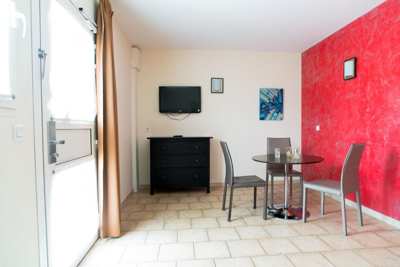 Allotel Fos-sur-Mer Exteriér fotografie